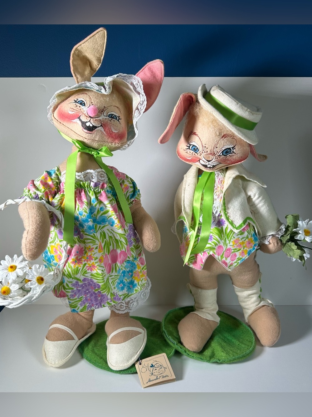 Vintage Annalee 20” Easter Bunny Rabbit Dolls Pair Mr Mrs USA Spring Floral 90’s